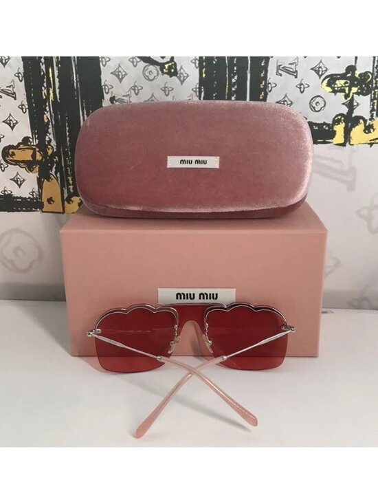 New Authentic Miu Miu Cloud Aviator Sunglasses – Modern Designer Statement